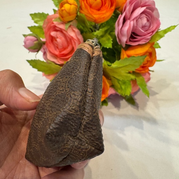 Authentic Celine small coin wallet - Picture 4 of 9